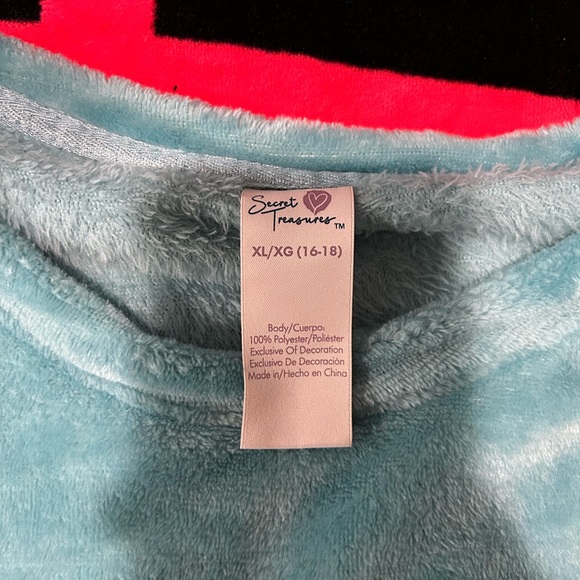 PJ set - Picture 2 of 2